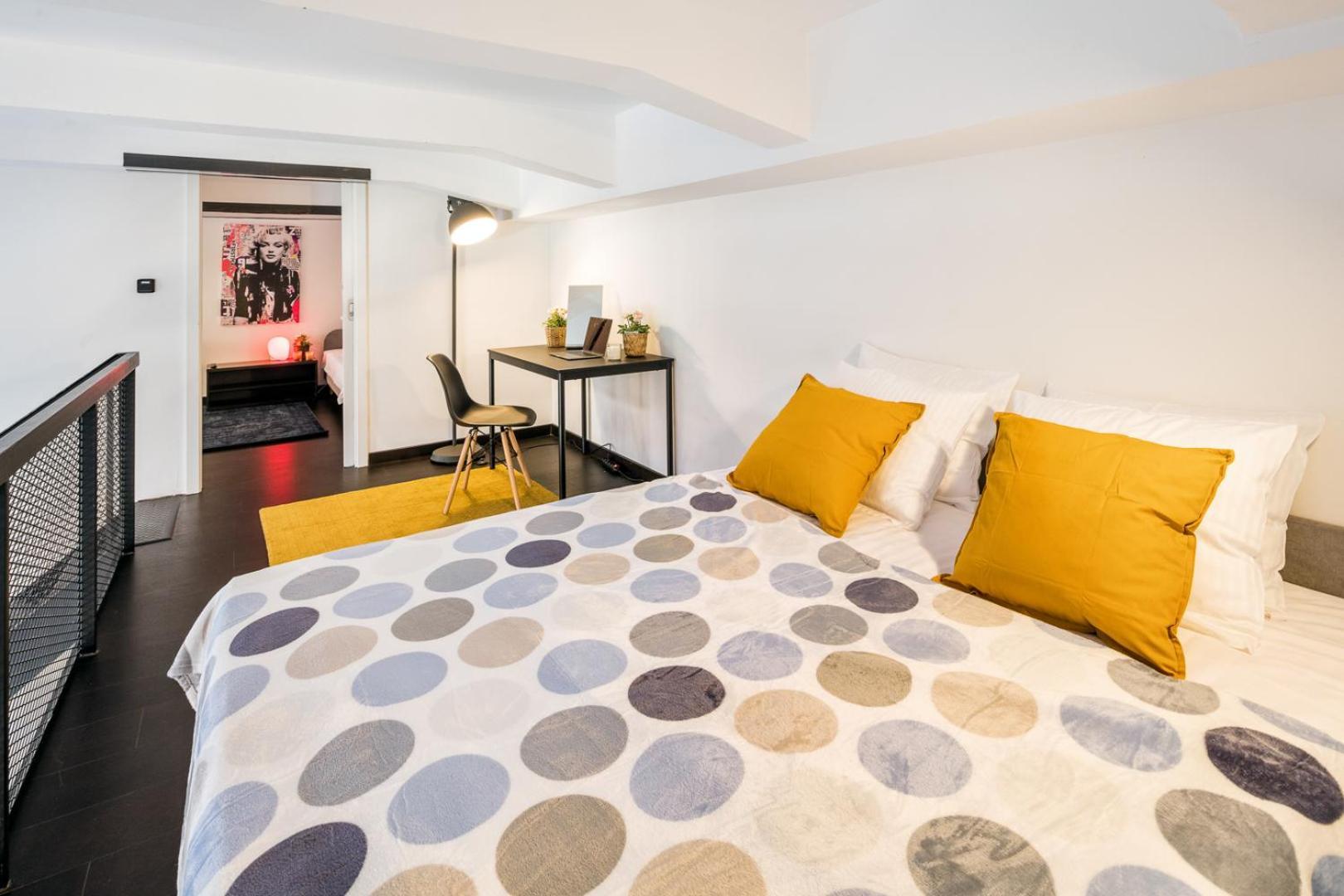 Apartments With Large Balcony, Parking Praga Exterior foto