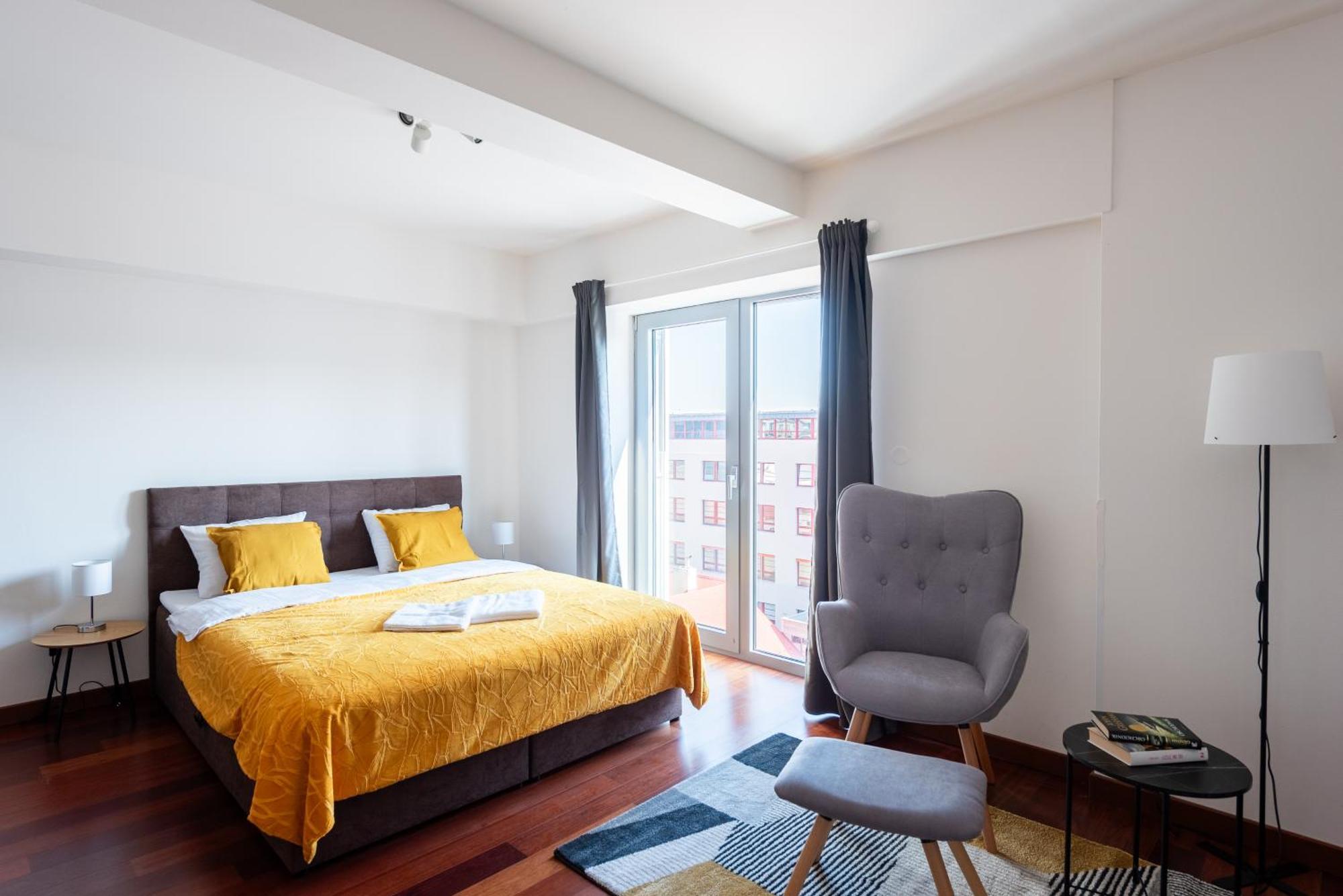 Apartments With Large Balcony, Parking Praga Exterior foto