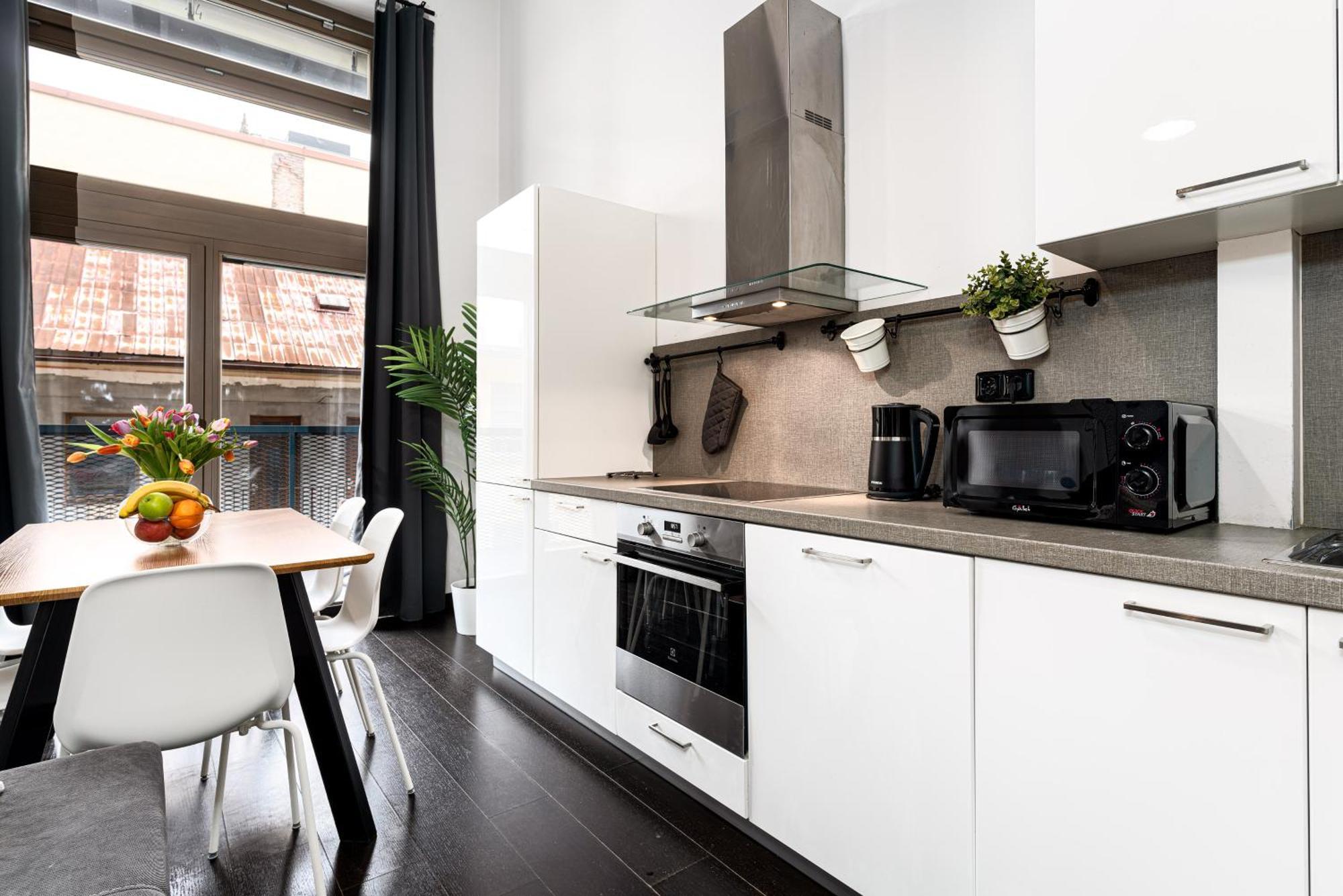 Apartments With Large Balcony, Parking Praga Exterior foto